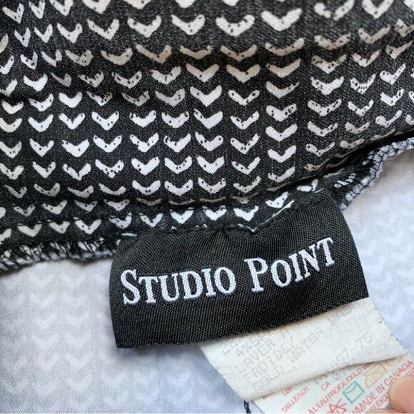 Studio Point Women’s Pants Print Pattern Straight Skinny Leg Pull On Black White - Picture 8 of 12